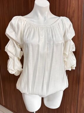 Women’s Cream Ruffle-Sleeve Peasant Blouse LARGE